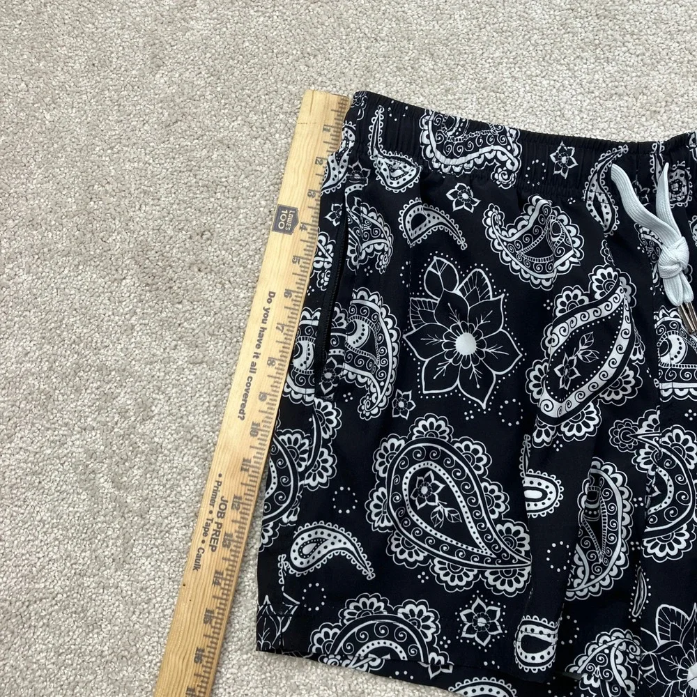 Cove Mens 36 Black White Paisley Bandana 5 Inch Inseam Short Running Gym  Casual